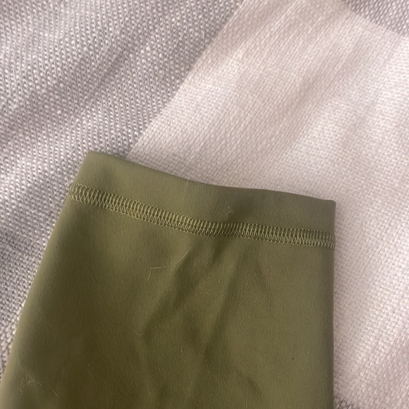 NWOT Lululemon Leggings - Picture 3 of 8